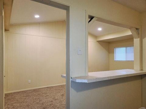 10843 Spring Ave, Saint Ann, MO 63074 photo 10
