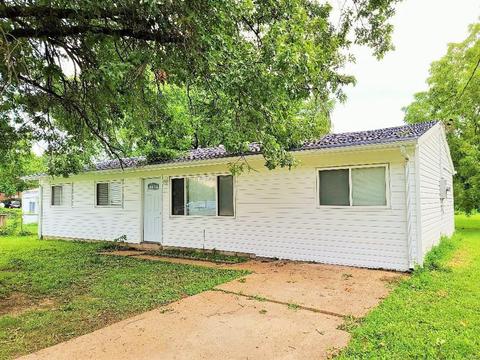 10843 Spring Ave, Saint Ann, MO 63074 photo 1