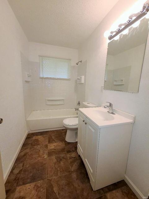 10843 Spring Ave, Saint Ann, MO 63074 photo 16