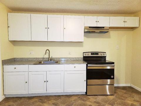 10843 Spring Ave, Saint Ann, MO 63074 photo 6