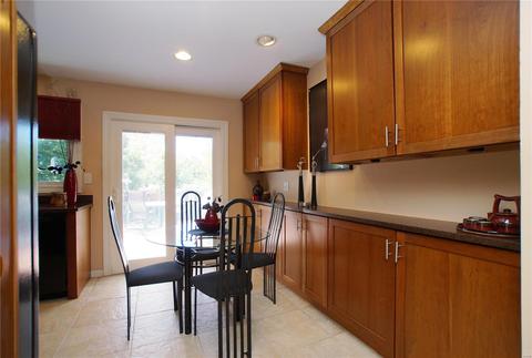 837 Green Lantern Ln, Ballwin, MO 63011 photo 21