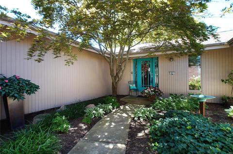 837 Green Lantern Ln, Ballwin, MO 63011 photo 3