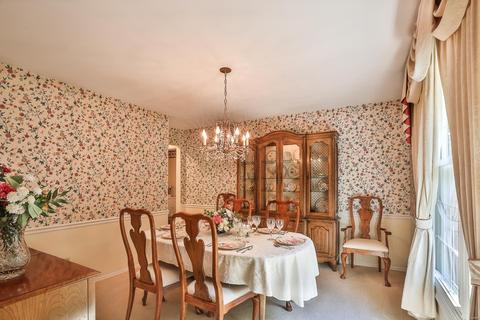 520 Lering, Ballwin, MO 63011 photo 8