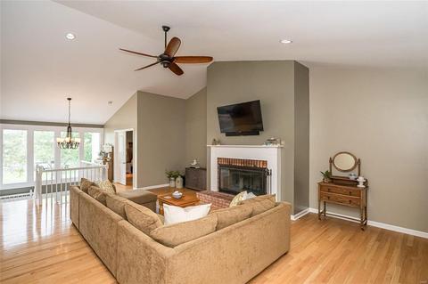 1823 Oconnell Pointe Ct, Wildwood, MO 63011 photo 8
