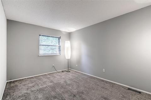 252 Glandore #D, Ballwin, MO 63021 photo 14