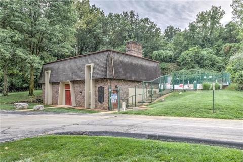 252 Glandore #D, Ballwin, MO 63021 photo 24