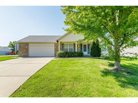 1400 Sunview Dr, O'fallon, MO 63366 photo 1