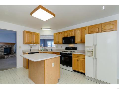 1400 Sunview Dr, O'fallon, MO 63366 photo 9