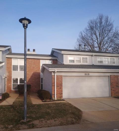 313 Fox Village Ct, Ballwin, MO 63021 photo 1