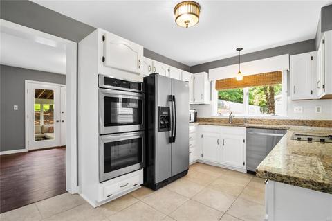 1728 Carman Vly, Ballwin, MO 63021 photo 23