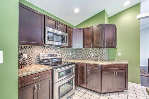 32 Civic Park Ct, O'fallon, MO 63366 photo 4