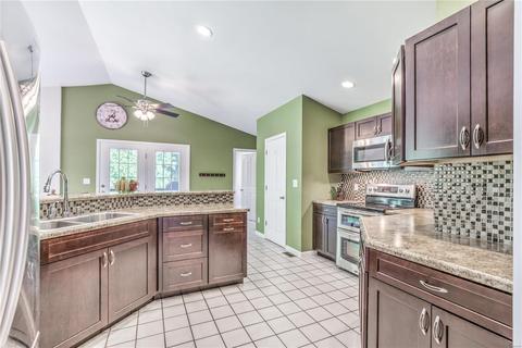 32 Civic Park Ct, O'fallon, MO 63366 photo 5
