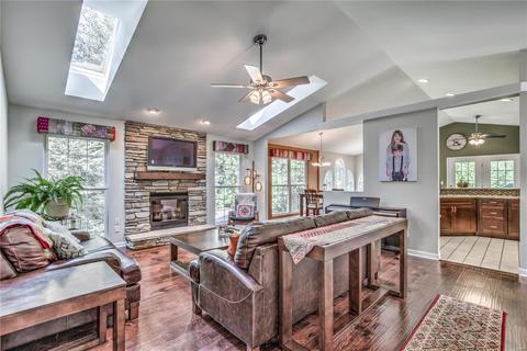 32 Civic Park Ct, O'fallon, MO 63366 photo 10