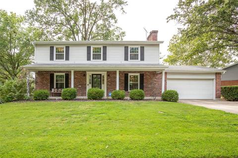 825 Windmill Dr, Ballwin, MO 63011 photo 1
