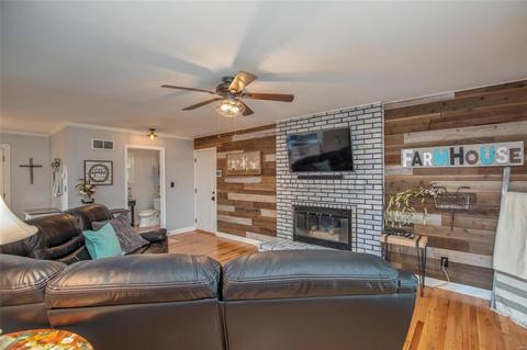 825 Windmill Dr, Ballwin, MO 63011 photo 15