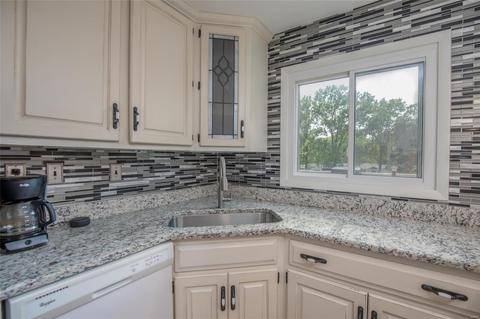 825 Windmill Dr, Ballwin, MO 63011 photo 26