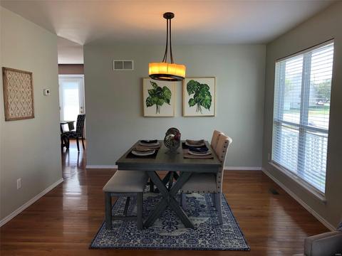 994 Tilestone Dr, O'fallon, MO 63366 photo 4