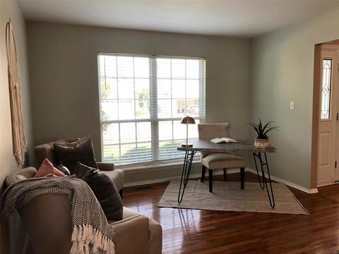 994 Tilestone Dr, O'fallon, MO 63366 photo 3