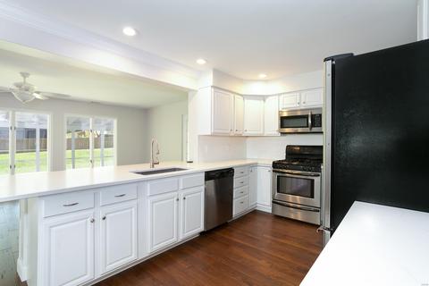 331 Turfwood Dr, Ballwin, MO 63021 photo 12