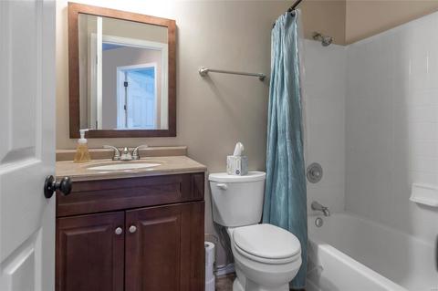 1452 Whispering Crk, Ballwin, MO 63021 photo 17