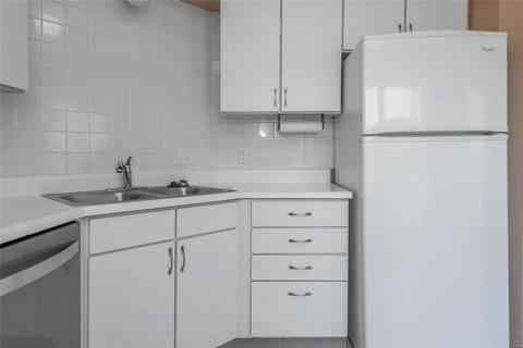 1452 Whispering Crk, Ballwin, MO 63021 photo 7