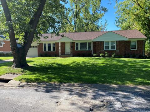 102 Olympia, Saint Louis, MO 63135 photo 2