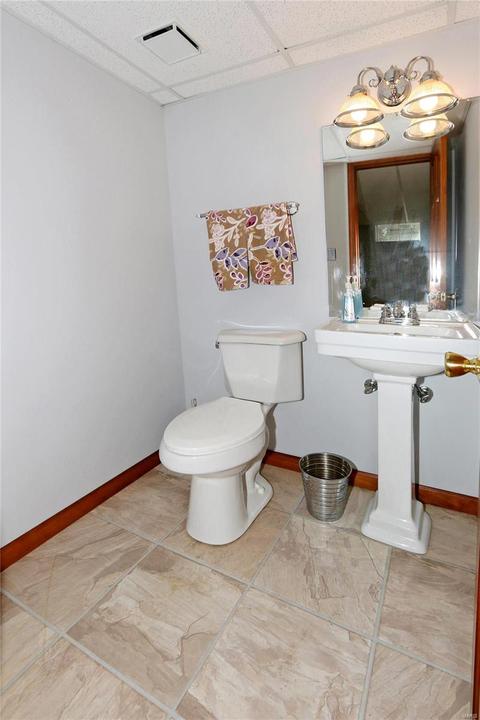 401 Winter Park Dr, O'fallon, MO 63366 photo 32