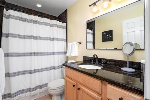 1876 Dougherty Ter, Ballwin, MO 63021 photo 46