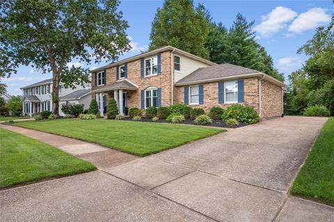 1876 Dougherty Ter, Ballwin, MO 63021 photo 2