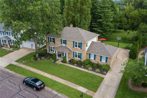 1876 Dougherty Ter, Ballwin, MO 63021 photo 3
