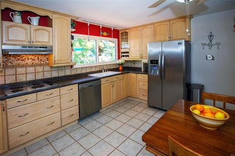 359 Jamboree Dr, Manchester, MO 63021 photo 4
