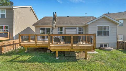 561 Springhurst Pkwy, O'fallon, MO 63368 photo 3