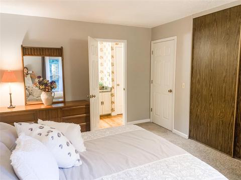 89 Elk Run Dr, Eureka, MO 63025 photo 12