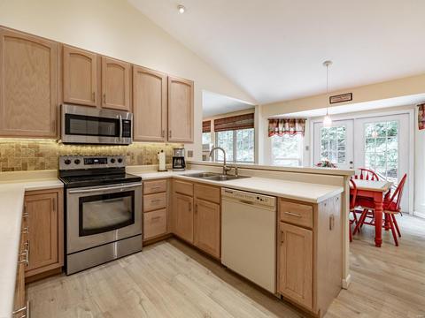369 Gateford, Ballwin, MO 63021 photo 15