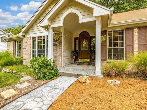 369 Gateford, Ballwin, MO 63021 photo 3