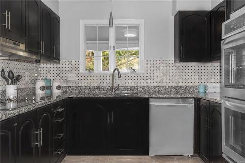 458 Maymont, Ballwin, MO 63011 photo 4