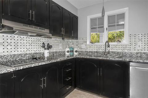 458 Maymont, Ballwin, MO 63011 photo 7