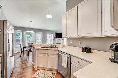 13 Wistar Way, O'fallon, MO 63366 photo 8