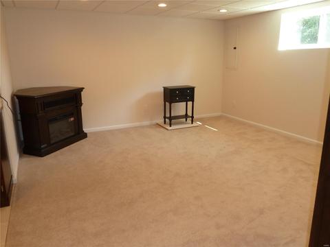 860 Sugar Hl, Manchester, MO 63021 photo 22