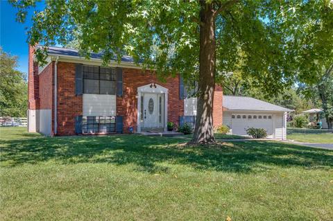 1475 Macklin, Ellisville, MO 63021 photo 2