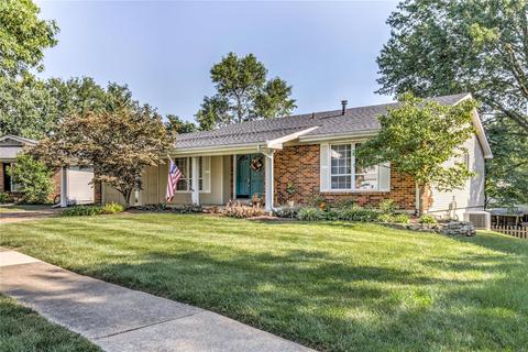 1120 Foxworth Ct, Ballwin, MO 63011 photo 1