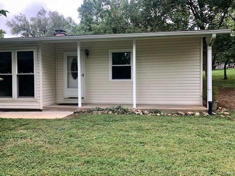 250 Sunset Dr, Ballwin, MO 63011 photo 3