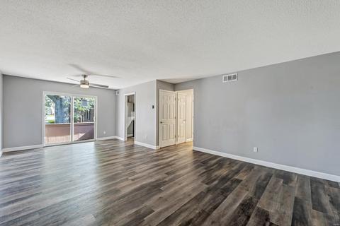 13579 Coliseum Dr #E, Chesterfield, MO 63017 photo 4