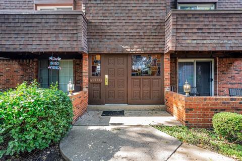 13579 Coliseum Dr #E, Chesterfield, MO 63017 photo 3