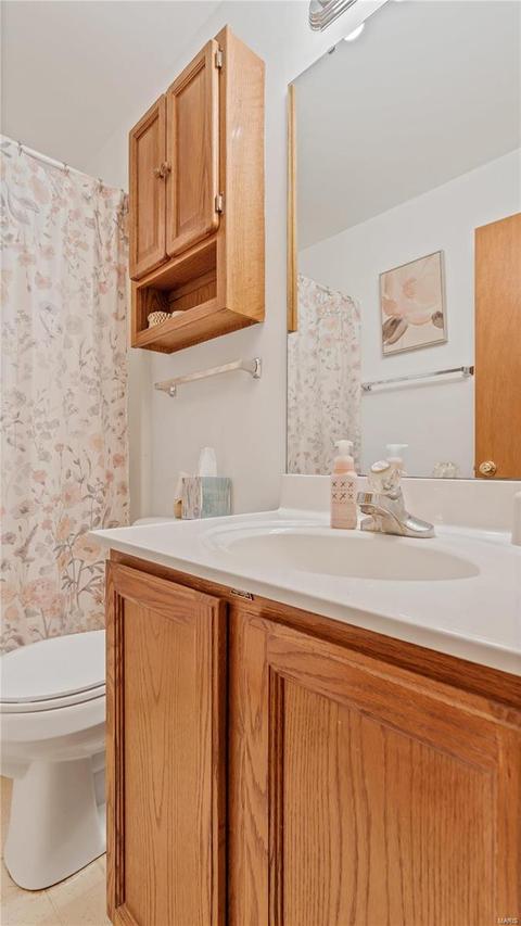 532 Whitegate Dr, O'fallon, MO 63366 photo 12