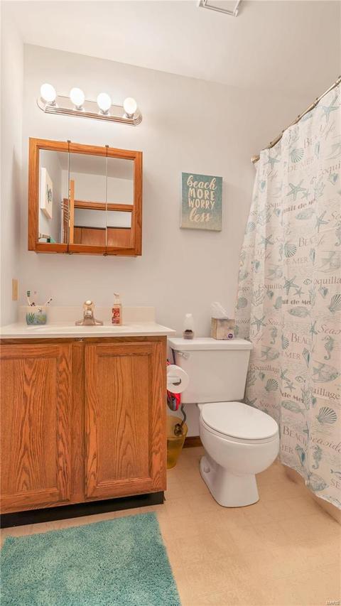 532 Whitegate Dr, O'fallon, MO 63366 photo 10