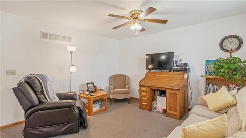 532 Whitegate Dr, O'fallon, MO 63366 photo 5