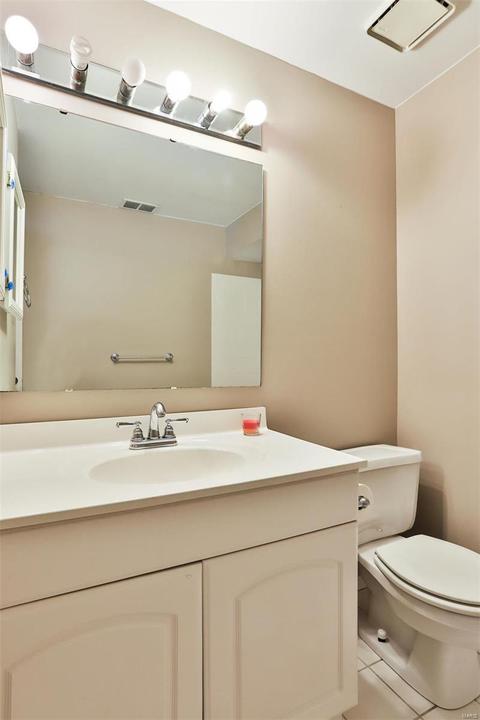 710 Lofty Pt #D, Ballwin, MO 63021 photo 31