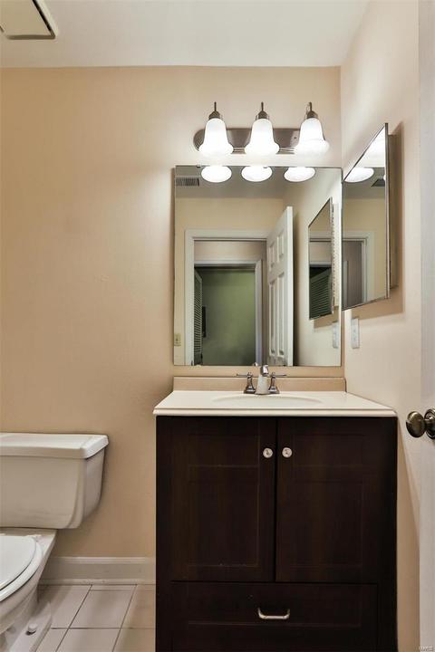 710 Lofty Pt #D, Ballwin, MO 63021 photo 23