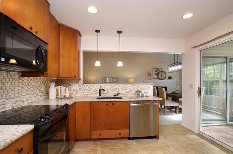 873 Woodside Trails Dr, Ballwin, MO 63021 photo 7